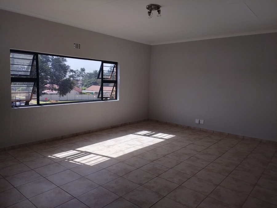 To Let 2 Bedroom Property for Rent in Ravenswood Gauteng