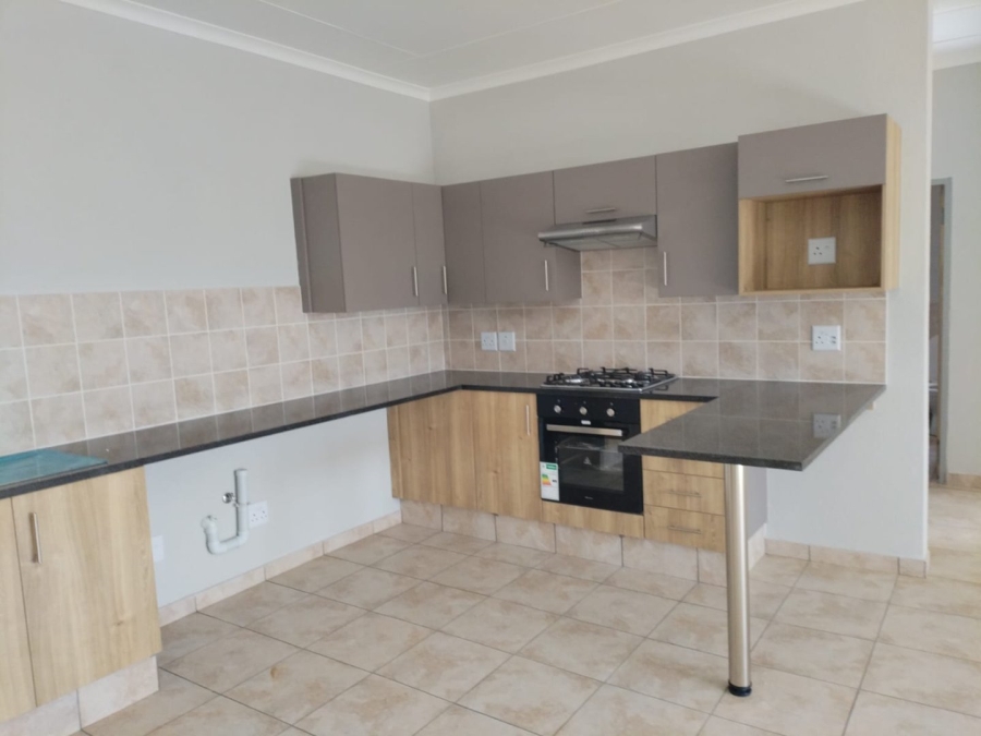 To Let 2 Bedroom Property for Rent in Ravenswood Gauteng