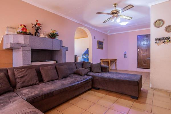 4 Bedroom Property for Sale in Lenasia South Gauteng