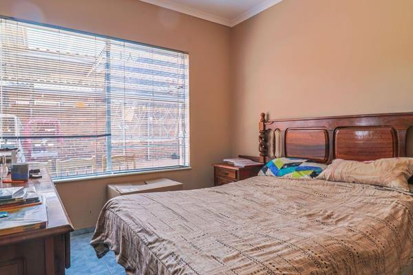 4 Bedroom Property for Sale in Lenasia South Gauteng