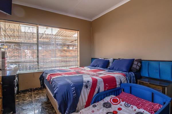 4 Bedroom Property for Sale in Lenasia South Gauteng