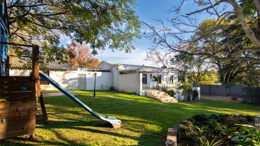 To Let 4 Bedroom Property for Rent in Bryanston East Gauteng