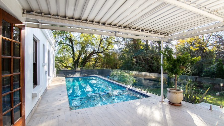 To Let 4 Bedroom Property for Rent in Bryanston East Gauteng