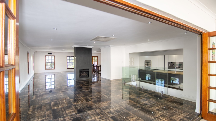 To Let 4 Bedroom Property for Rent in Bryanston East Gauteng