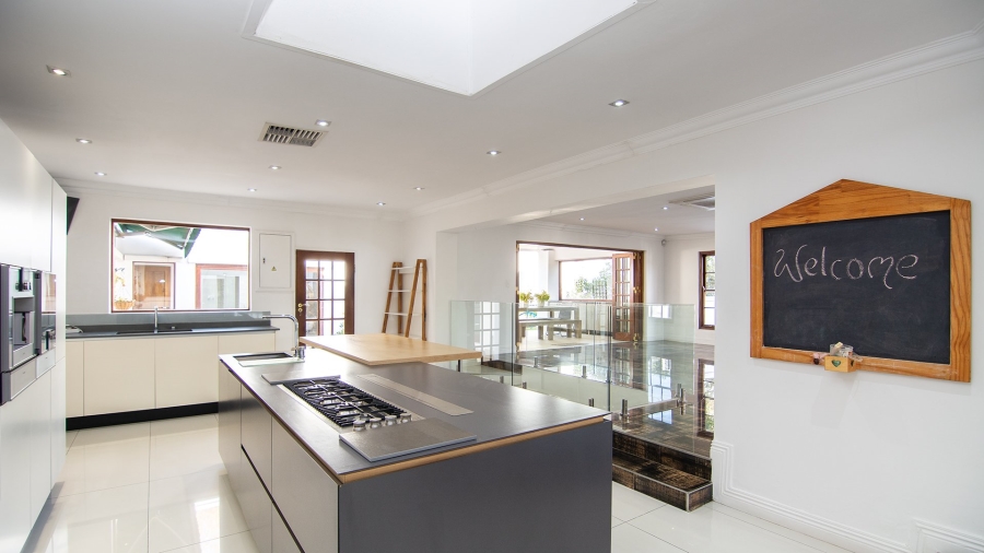 To Let 4 Bedroom Property for Rent in Bryanston East Gauteng