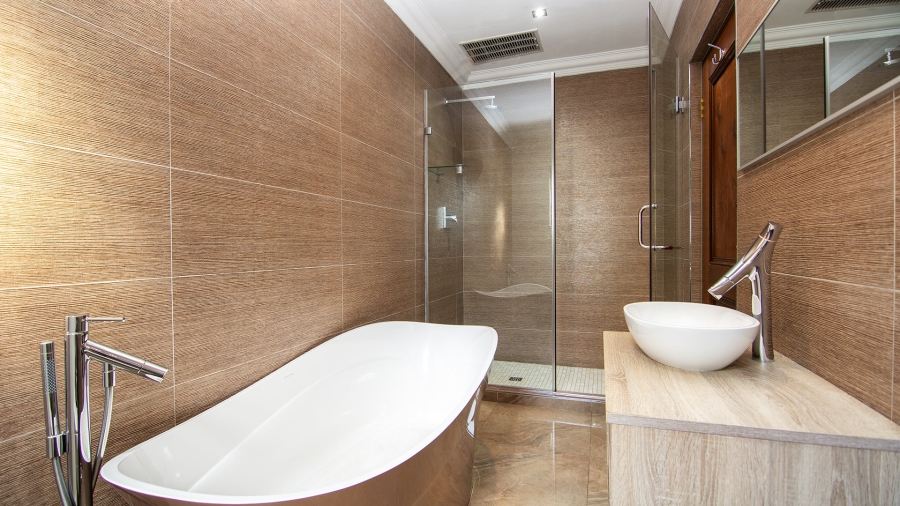 To Let 4 Bedroom Property for Rent in Bryanston East Gauteng