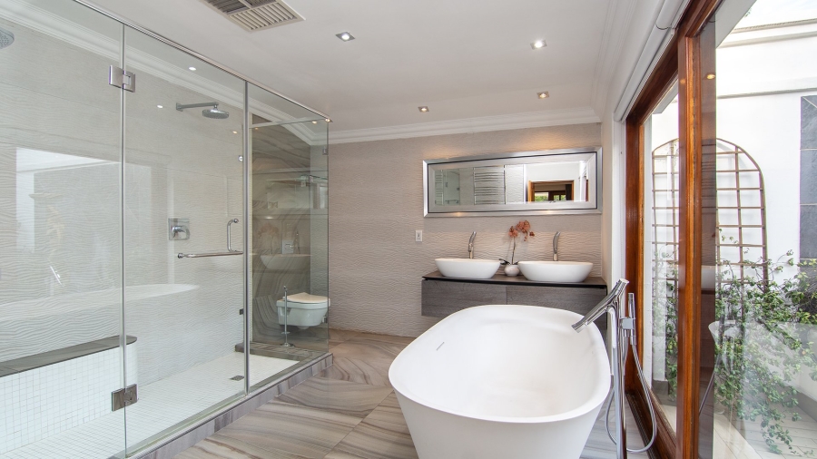 To Let 4 Bedroom Property for Rent in Bryanston East Gauteng