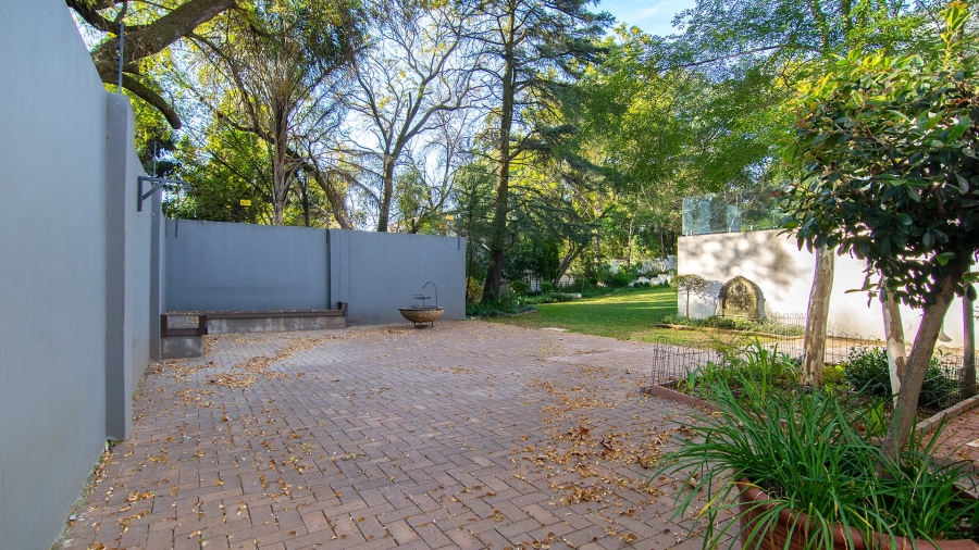 To Let 4 Bedroom Property for Rent in Bryanston East Gauteng