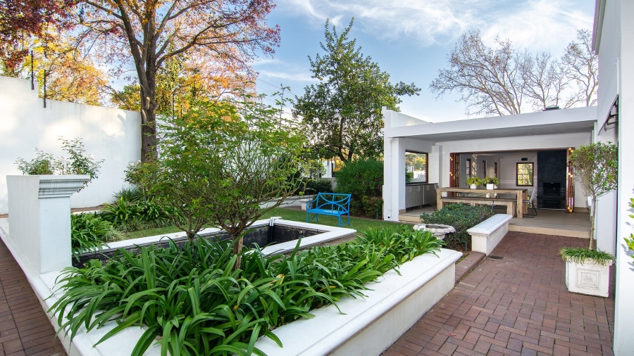 To Let 4 Bedroom Property for Rent in Bryanston East Gauteng