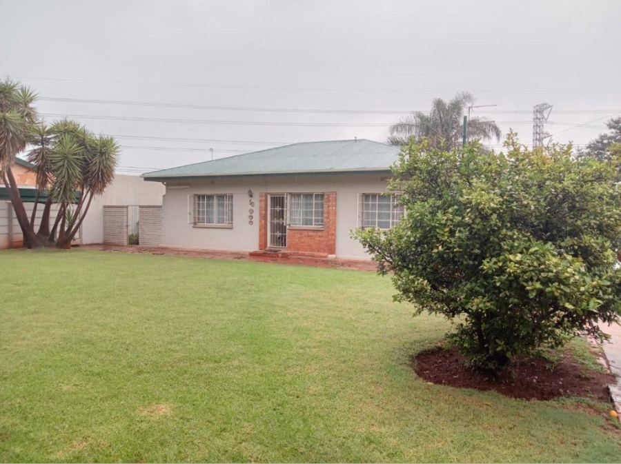 4 Bedroom Property for Sale in Wychwood Gauteng