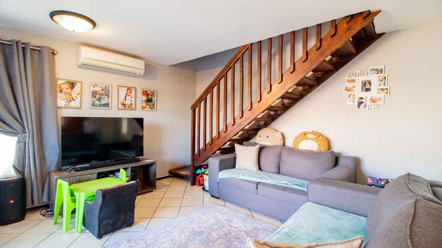 3 Bedroom Property for Sale in Bonaero Park Gauteng