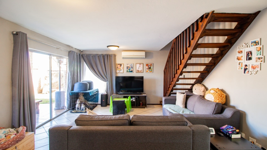 3 Bedroom Property for Sale in Bonaero Park Gauteng