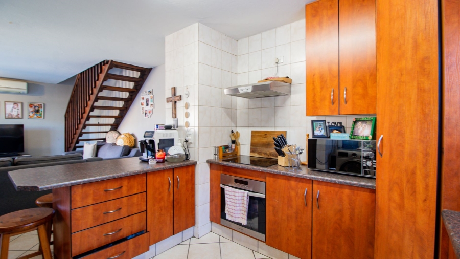 3 Bedroom Property for Sale in Bonaero Park Gauteng