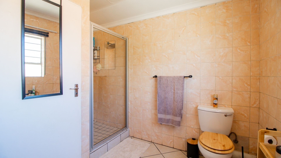 3 Bedroom Property for Sale in Bonaero Park Gauteng