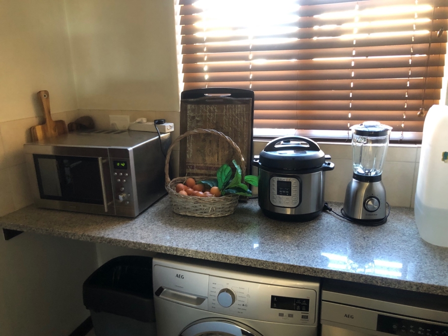 3 Bedroom Property for Sale in Noordwyk Gauteng