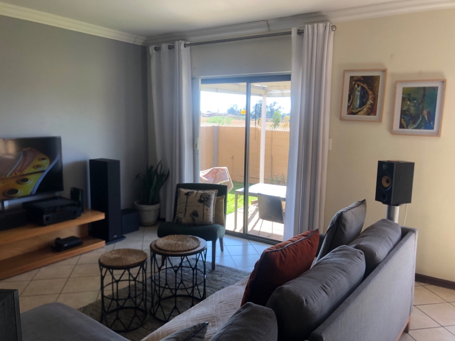3 Bedroom Property for Sale in Noordwyk Gauteng