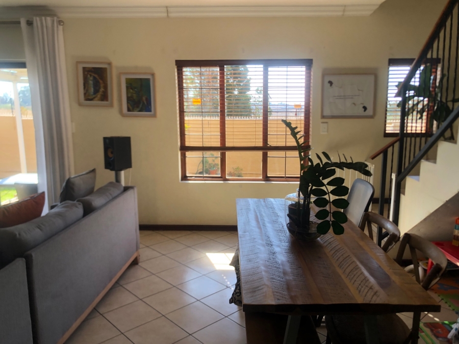 3 Bedroom Property for Sale in Noordwyk Gauteng