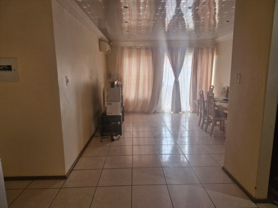 3 Bedroom Property for Sale in Chantelle Gauteng