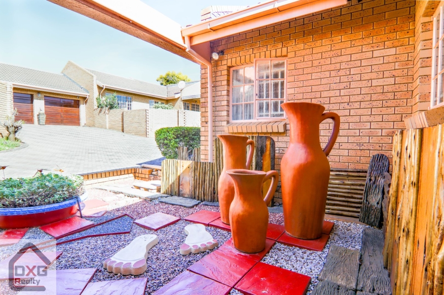 3 Bedroom Property for Sale in Zwartkop Gauteng