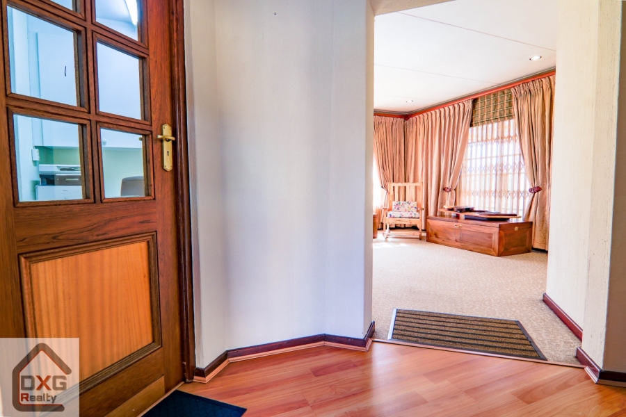 3 Bedroom Property for Sale in Zwartkop Gauteng