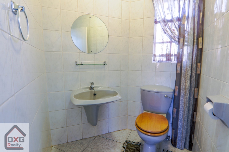 3 Bedroom Property for Sale in Zwartkop Gauteng
