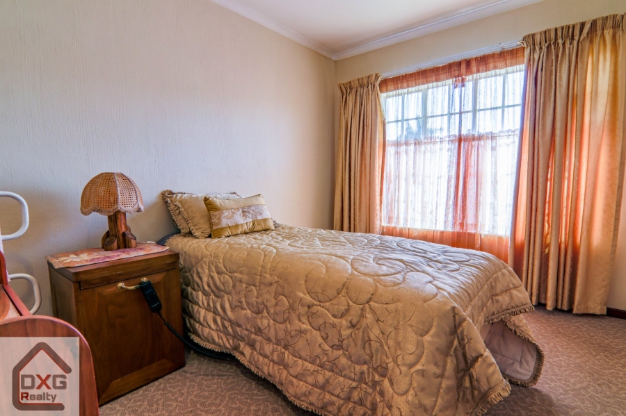 3 Bedroom Property for Sale in Zwartkop Gauteng