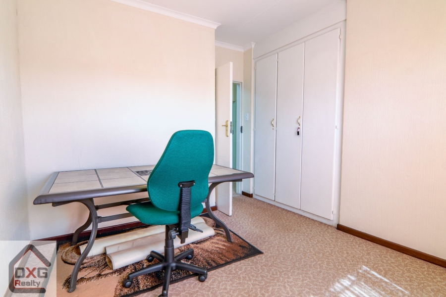 3 Bedroom Property for Sale in Zwartkop Gauteng