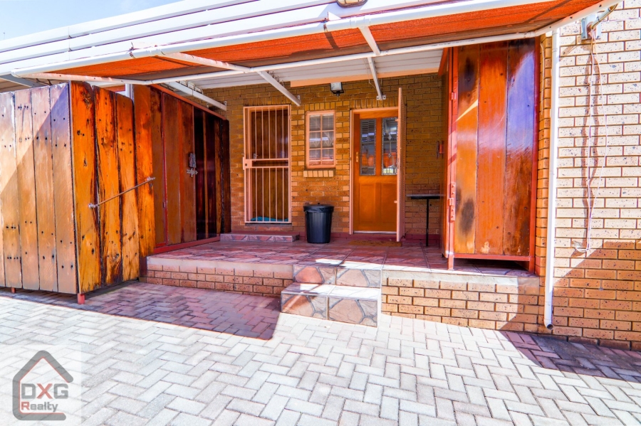 3 Bedroom Property for Sale in Zwartkop Gauteng