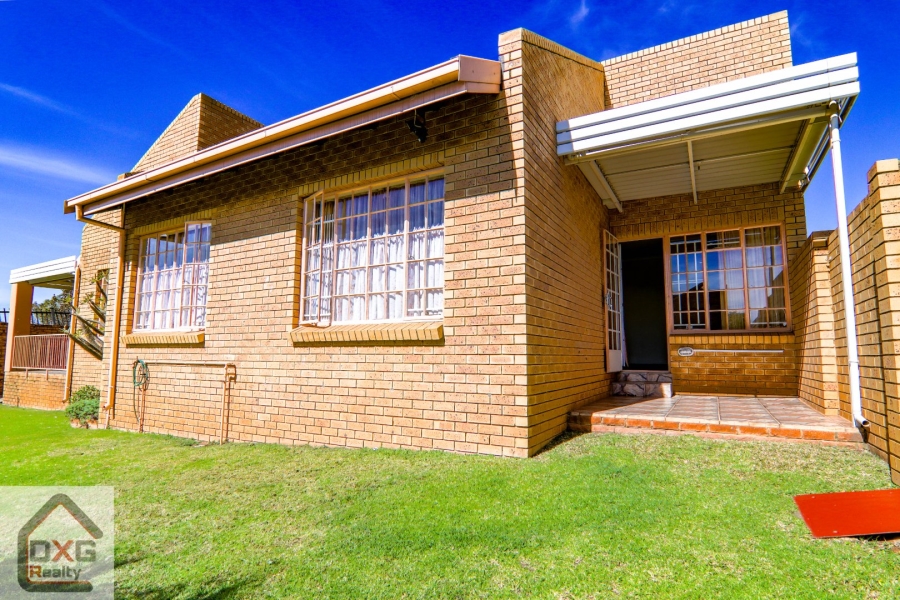 3 Bedroom Property for Sale in Zwartkop Gauteng