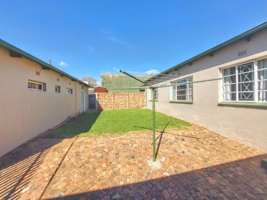 To Let 3 Bedroom Property for Rent in Northcliff Gauteng