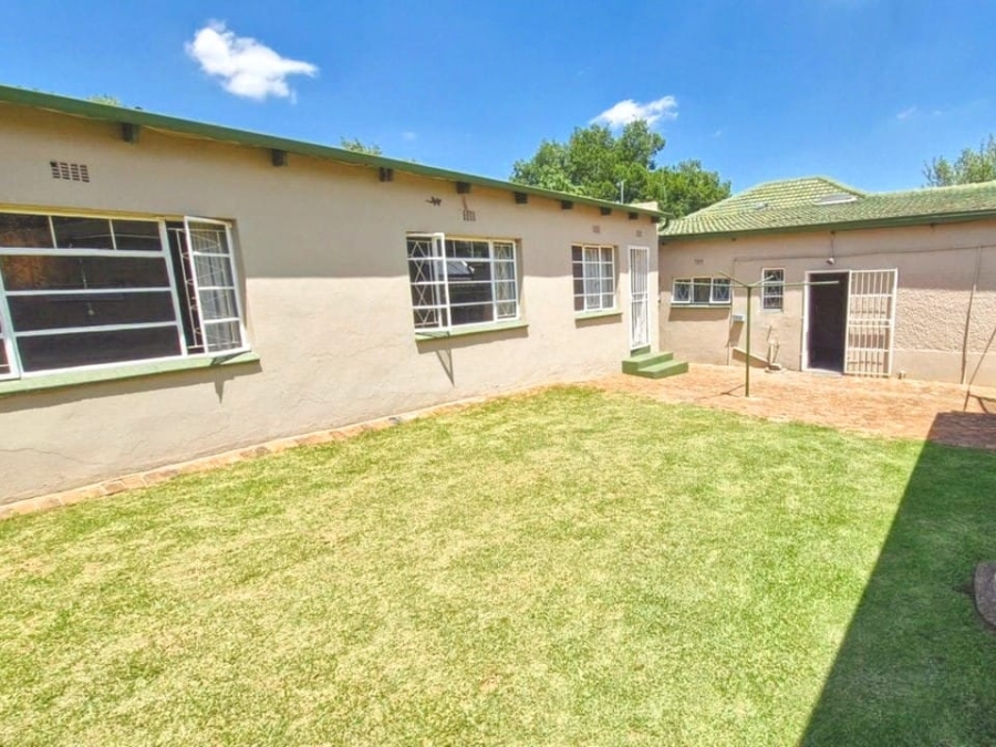 To Let 3 Bedroom Property for Rent in Northcliff Gauteng