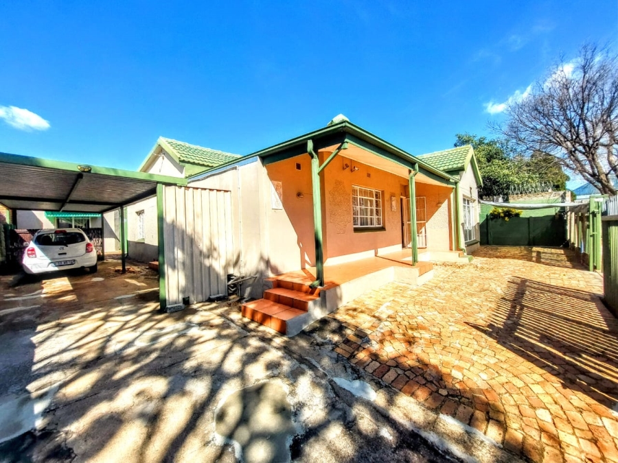 To Let 3 Bedroom Property for Rent in Northcliff Gauteng