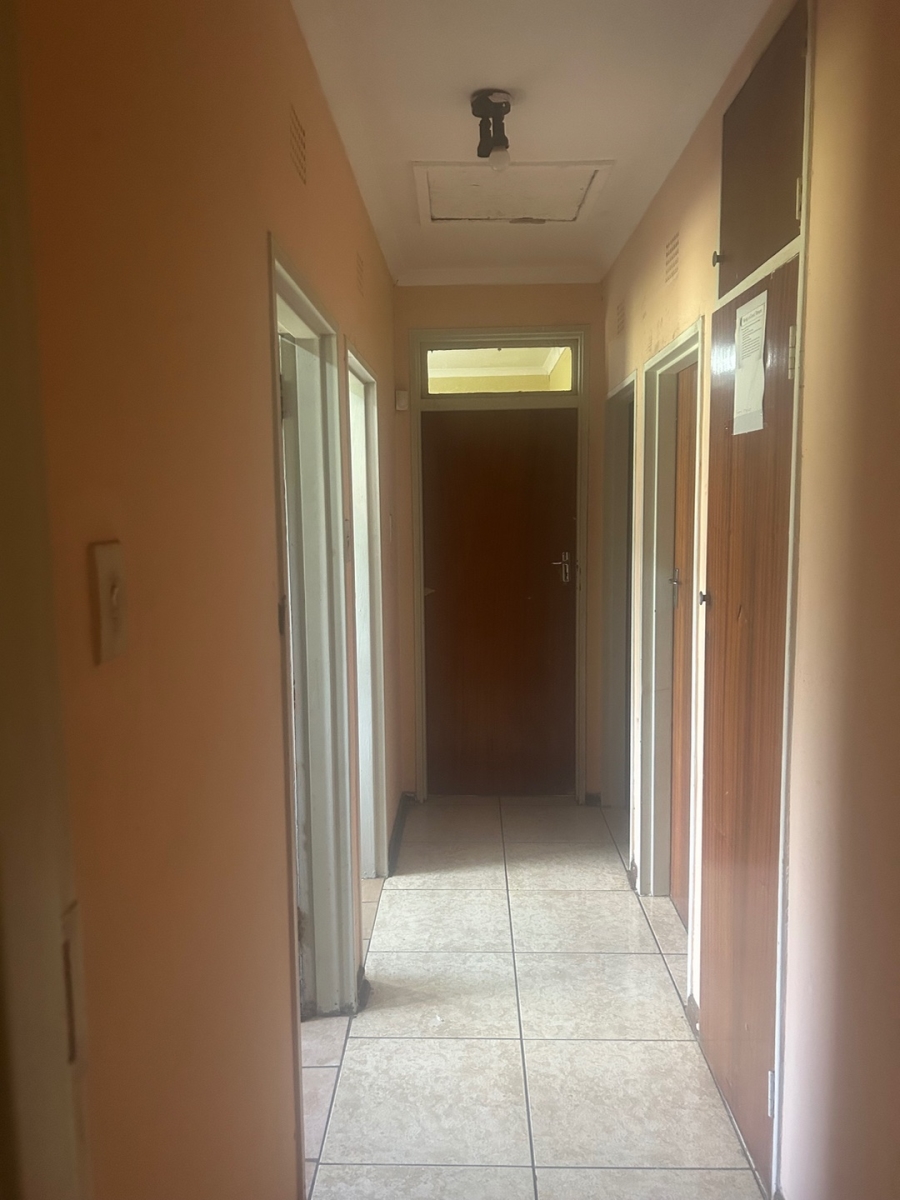  Bedroom Property for Sale in Vanderbijlpark SE 6 Gauteng