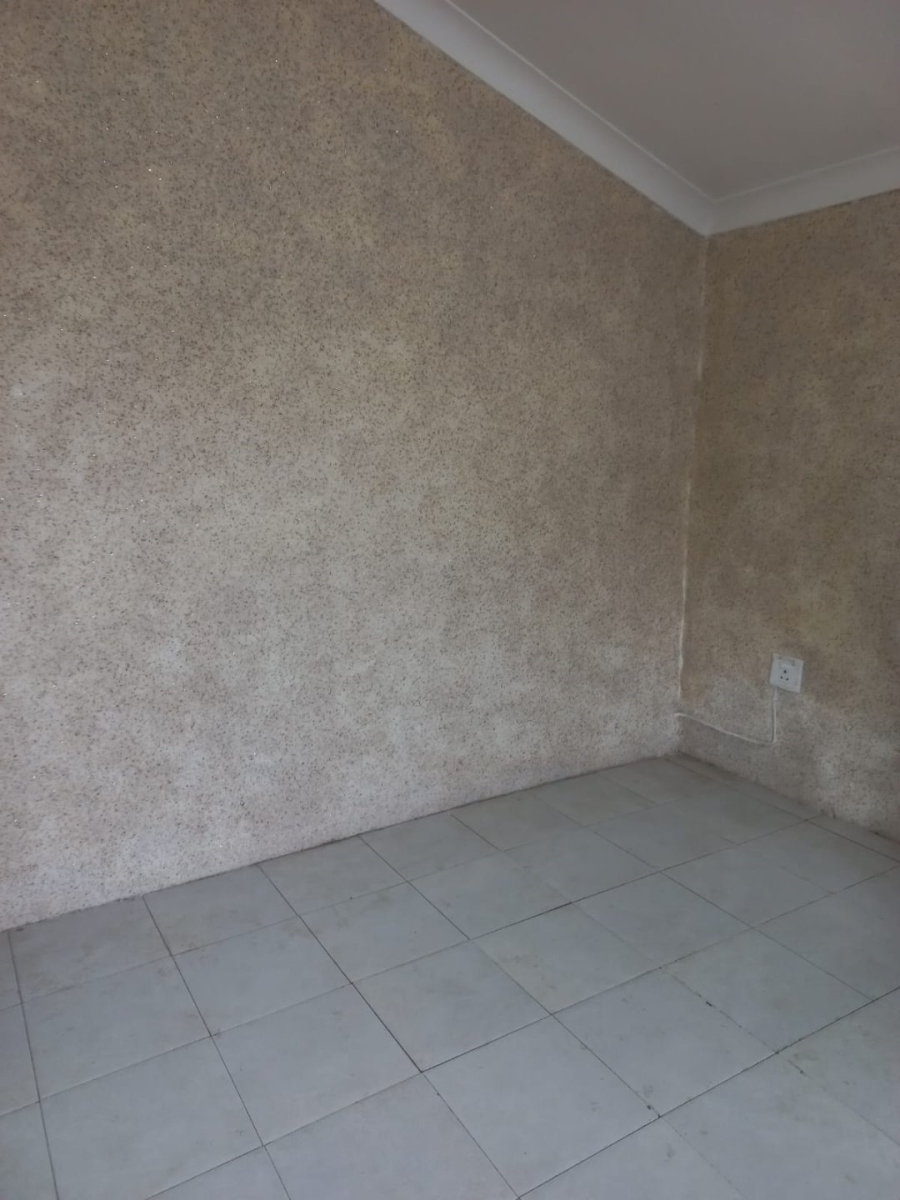 To Let 3 Bedroom Property for Rent in Lenasia Ext 2 Gauteng