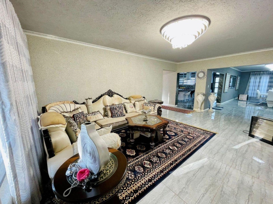 4 Bedroom Property for Sale in Ohenimuri Gauteng