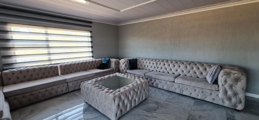 4 Bedroom Property for Sale in Ohenimuri Gauteng
