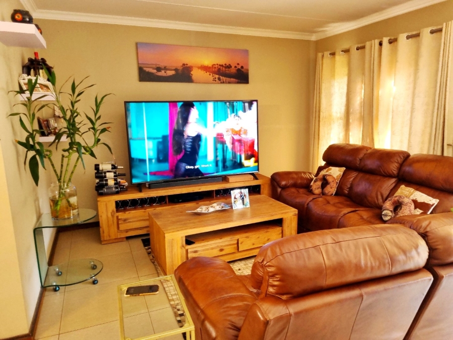 3 Bedroom Property for Sale in New Market Park Gauteng