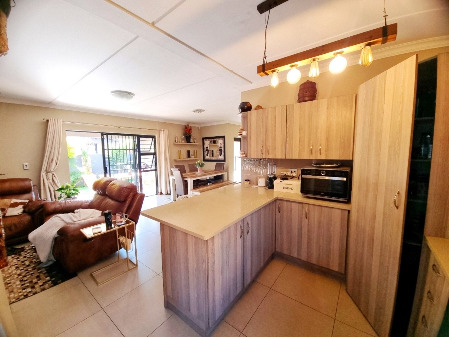 3 Bedroom Property for Sale in New Market Park Gauteng