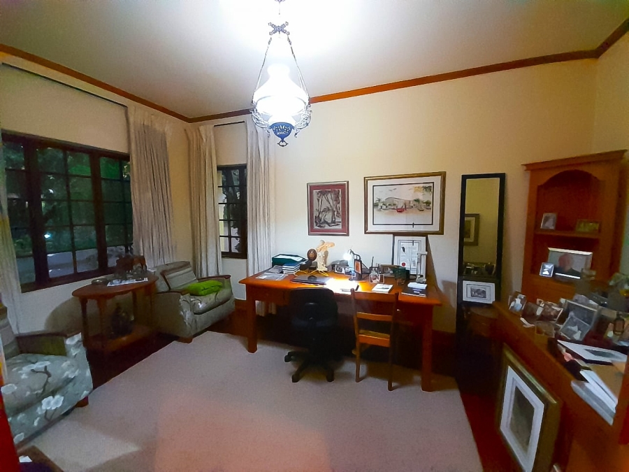 6 Bedroom Property for Sale in Greenside Gauteng