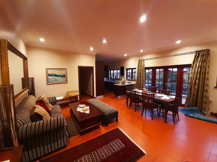 6 Bedroom Property for Sale in Greenside Gauteng