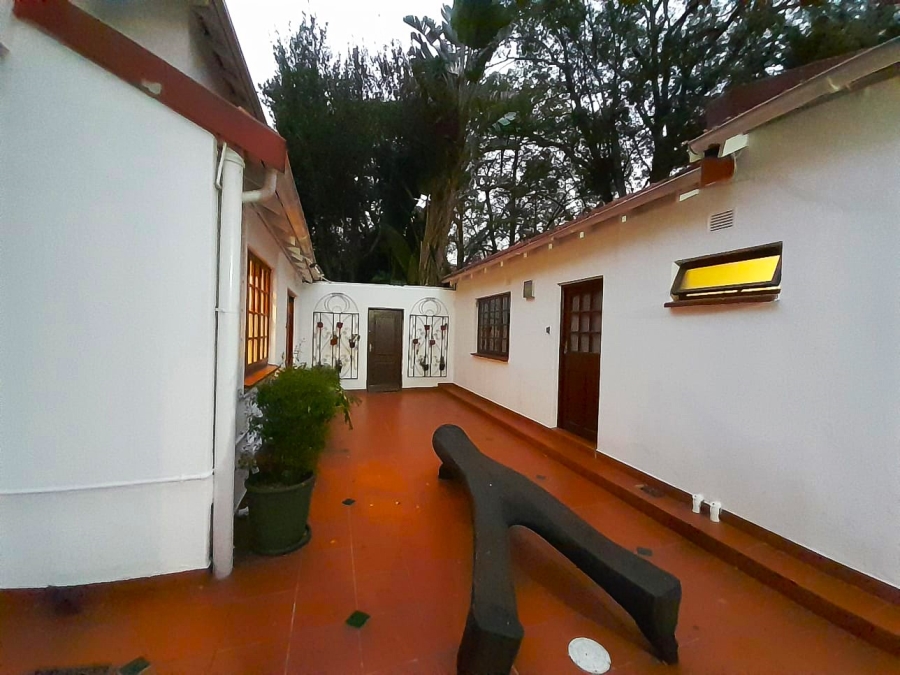6 Bedroom Property for Sale in Greenside Gauteng