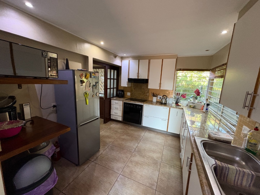 3 Bedroom Property for Sale in Faerie Glen Gauteng