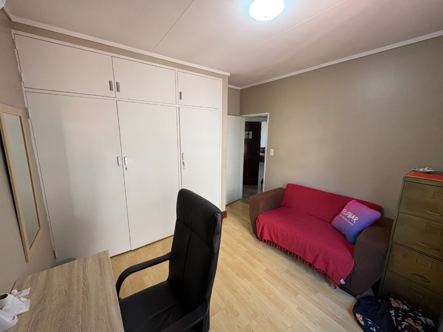 3 Bedroom Property for Sale in Faerie Glen Gauteng