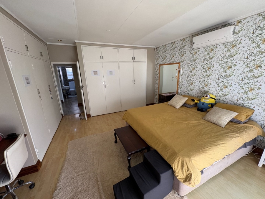 3 Bedroom Property for Sale in Faerie Glen Gauteng