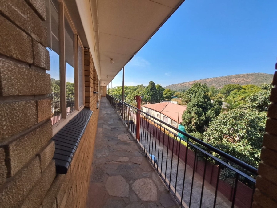 2 Bedroom Property for Sale in Pretoria North Gauteng