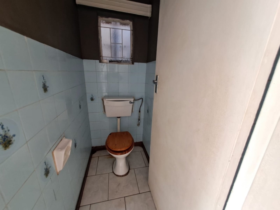 2 Bedroom Property for Sale in Pretoria North Gauteng