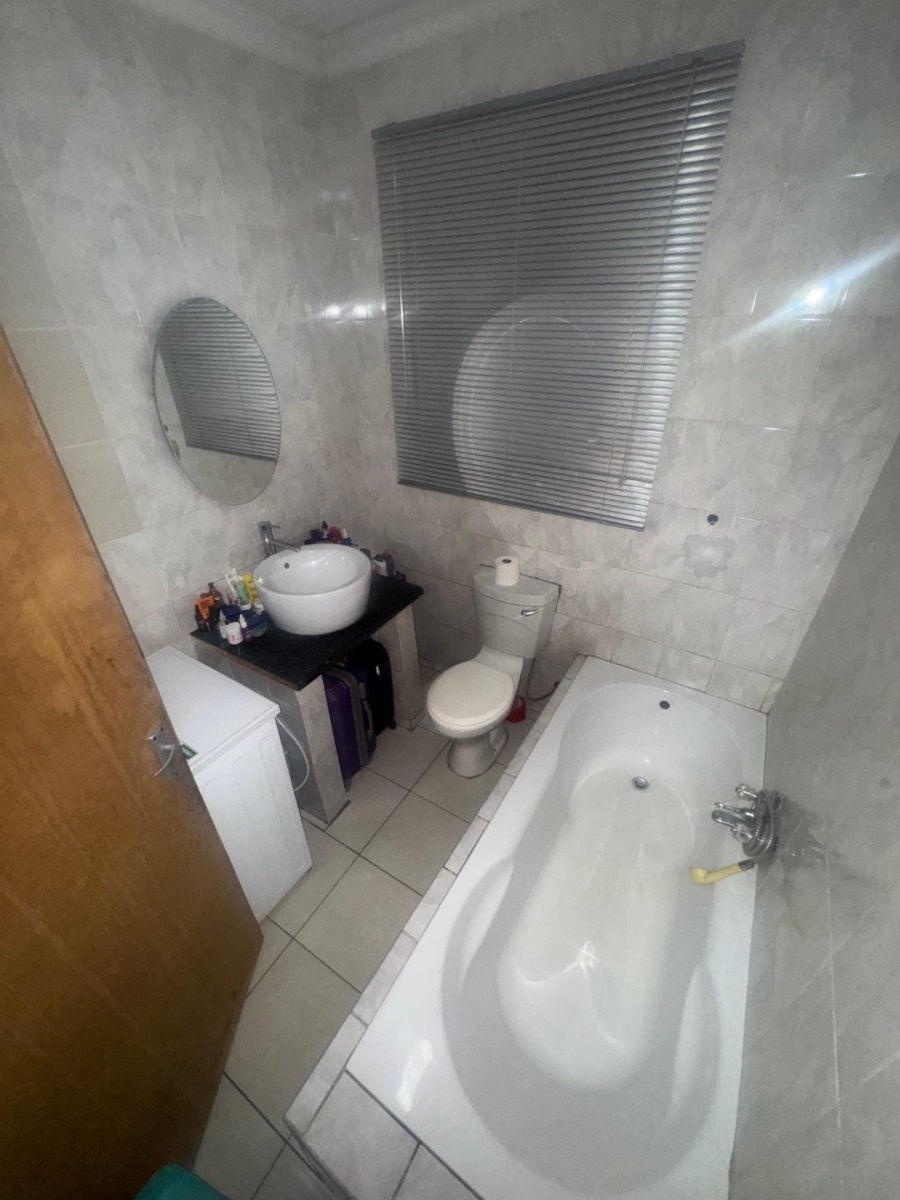 To Let 1 Bedroom Property for Rent in Vosloorus Gauteng