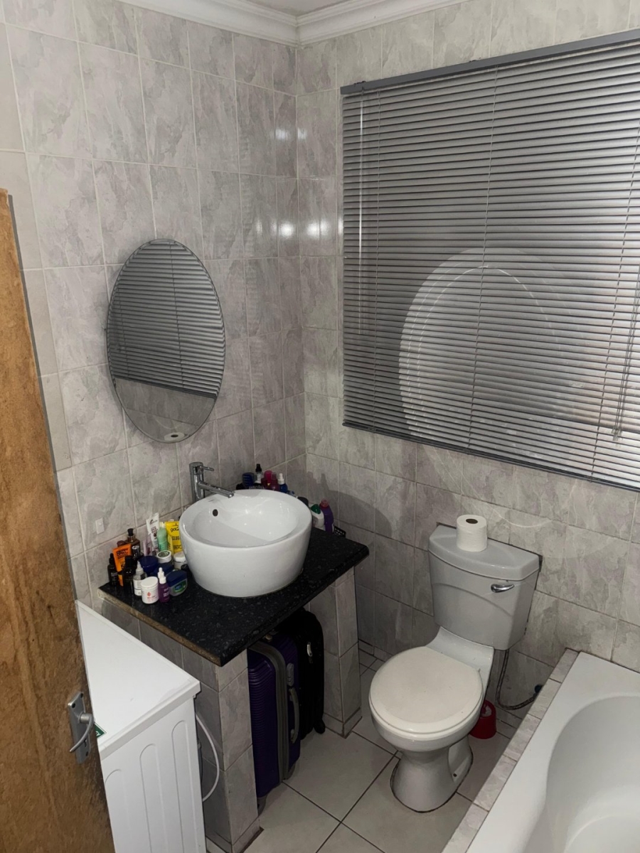 To Let 1 Bedroom Property for Rent in Vosloorus Gauteng