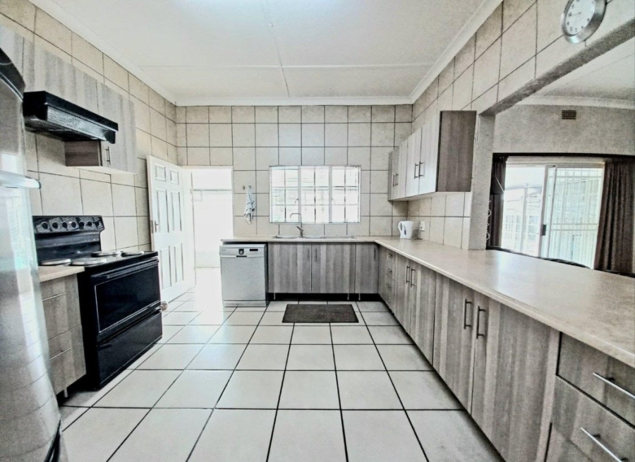 3 Bedroom Property for Sale in Primrose Gauteng