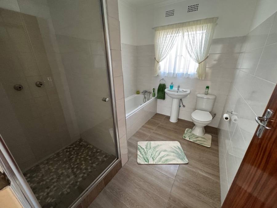 3 Bedroom Property for Sale in Birchleigh North Gauteng